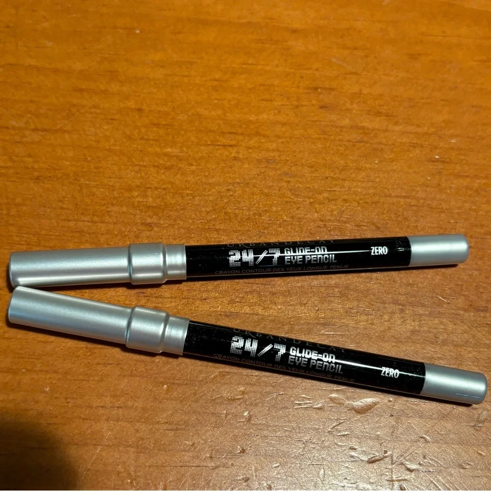 2 Urban Decay 24/7 Glide-On Eye Pencils
